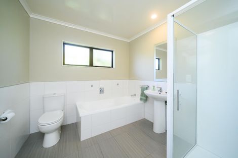 Photo of property in 40 Lincoln Terrace, Hokowhitu, Palmerston North, 4410