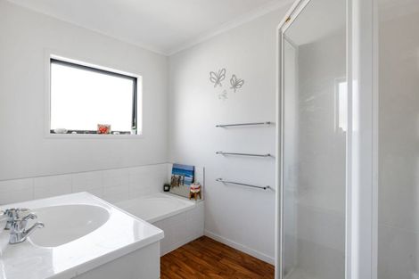 Photo of property in 10 Mckenzie Place, Rototuna North, Hamilton, 3210