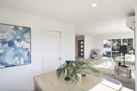 Photo of property in 2 Diana Place, Ranui, Auckland, 0612