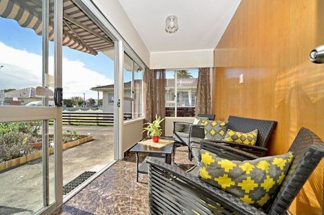 Photo of property in 4 Regent Street, Papatoetoe, Auckland, 2025