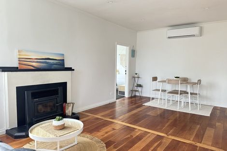 Photo of property in 75 Raumati Road, Raumati Beach, Paraparaumu, 5032