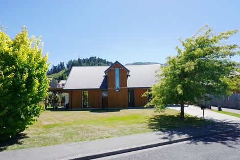 Photo of property in 28 Rutherford Crescent, Hanmer Springs, 7334