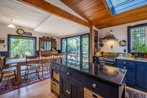 Photo of property in 592 Le Bons Bay Road, Le Bons Bay, Akaroa, 7583