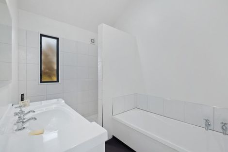 Photo of property in 19 Penrith Park Drive, Wanaka, 9305