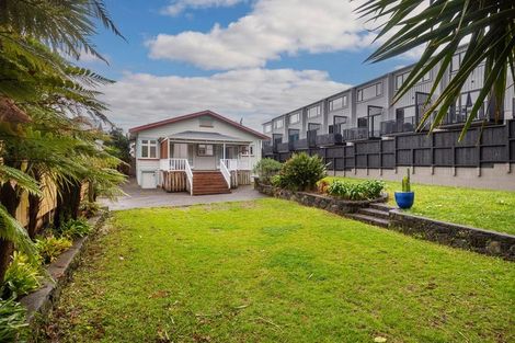 Photo of property in 23 Lloyd Avenue, Mount Albert, Auckland, 1025