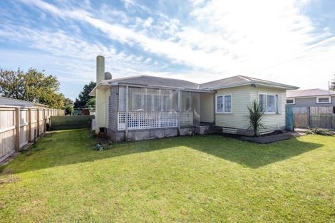 Photo of property in 48 Tyndall Road, Outer Kaiti, Gisborne, 4010