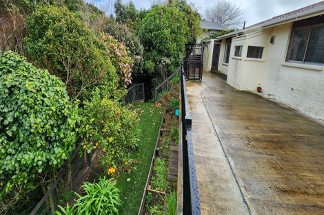 Photo of property in 6 Evelyn Place, Welbourn, New Plymouth, 4310