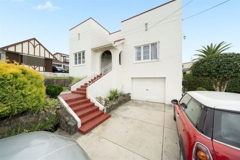 Photo of property in 21 Sixth Avenue, Tauranga, 3110
