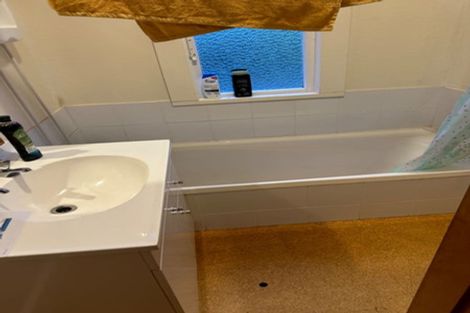 Photo of property in 136 Peel Street, Westport, 7825