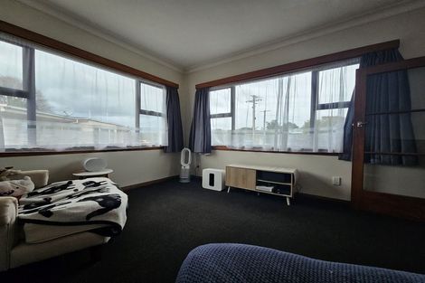 Photo of property in 9 Derby Street, Levin, 5510