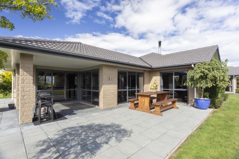 Photo of property in 203 Awamoa Road, Awamoa, Oamaru, 9492