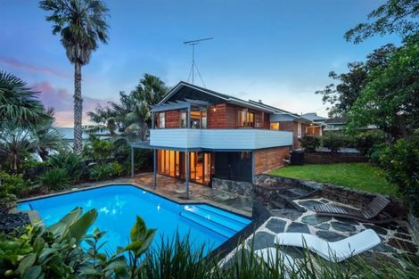 Photo of property in 13 Richmond Avenue, Northcote Point, Auckland, 0627