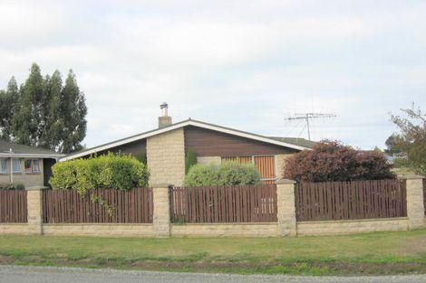 Photo of property in 44 Grove Avenue, Weston, Oamaru, 9401