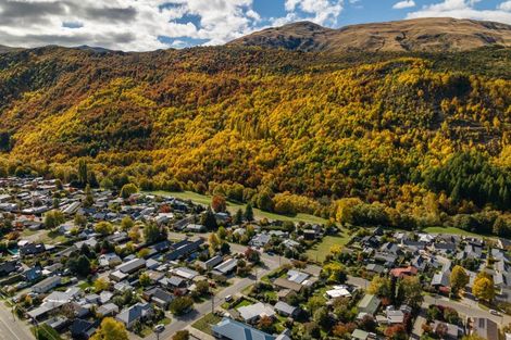 Photo of property in 38 Centennial Avenue, Arrowtown, 9302