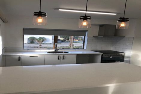 Photo of property in 3/762 Beach Road, Browns Bay, Auckland, 0630