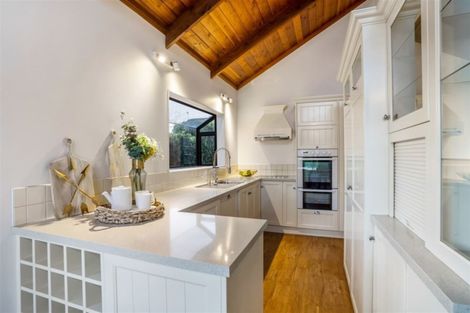 Photo of property in 1/31 Corunna Road, Milford, Auckland, 0620