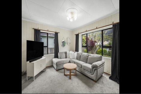 Photo of property in 9 Poole Crescent, Wainuiomata, Lower Hutt, 5014