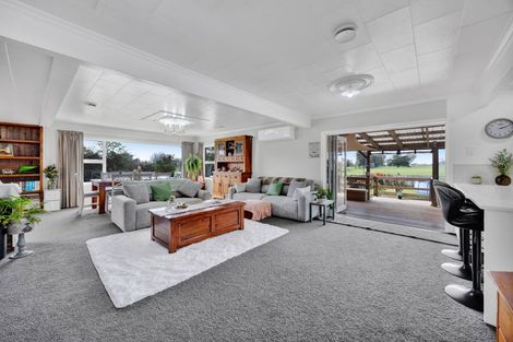 Photo of property in 63 Tate Road, Brixton, Waitara, 4382