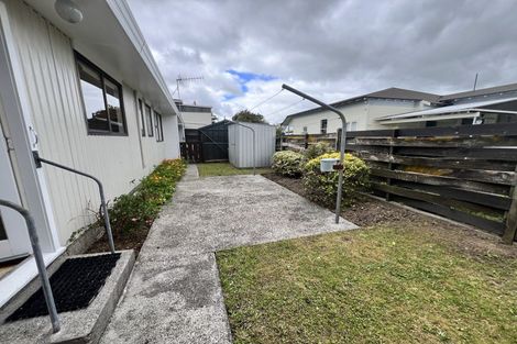 Photo of property in 1b Nelson Street, Dannevirke, 4930