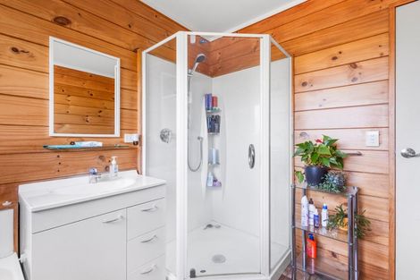 Photo of property in 957 Pukearuhe Road, Waiiti, Urenui, 4377