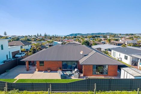 Photo of property in 21 Omega Place, Coastlands, Whakatane, 3120