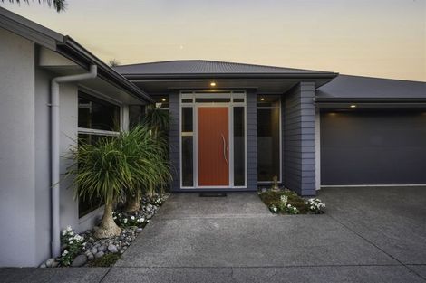 Photo of property in 12 The Rocks, Flagstaff, Hamilton, 3210