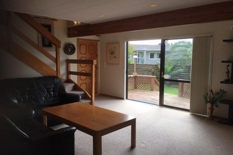 Photo of property in 2/40a Woodglen Road, Glen Eden, Auckland, 0602