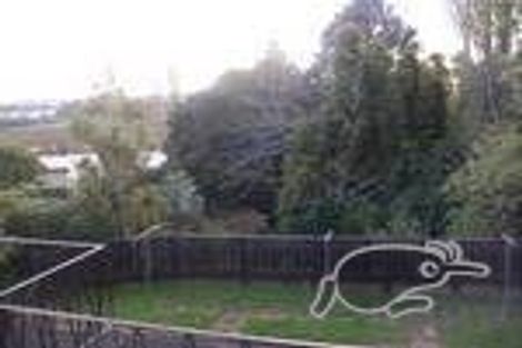 Photo of property in 60-62 Exmouth Road, Northcote, Auckland, 0627