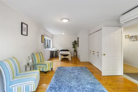 Photo of property in 12 Margan Place, Red Hill, Papakura, 2110