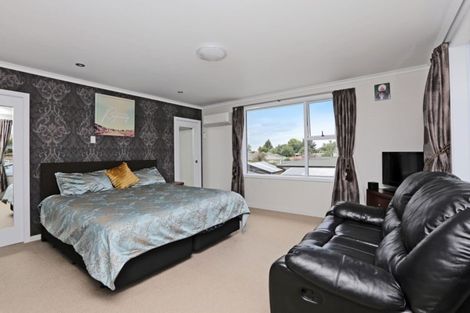 Photo of property in 37 Elliott Crescent, Havelock North, 4130