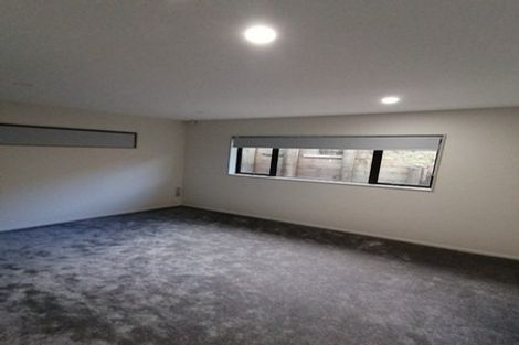 Photo of property in 21 Bangla Place, Massey, Auckland, 0614