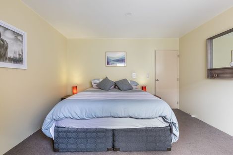 Photo of property in Henry Walton Flats, 2/2 Upper Queen Street, Auckland Central, Auckland, 1010