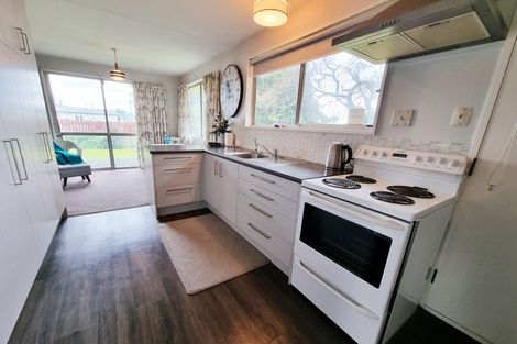 Photo of property in 17 Kiwi Street, Pahiatua, 4910