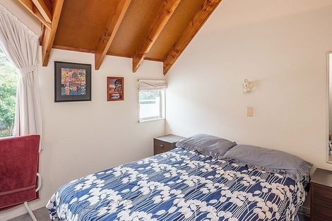 Photo of property in 165 Raumati Road, Raumati Beach, Paraparaumu, 5032