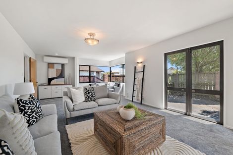 Photo of property in 10 Woodstock Place, Russley, Christchurch, 8042