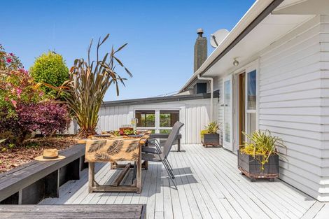 Photo of property in 14 Smiths Road, Matua, Tauranga, 3110