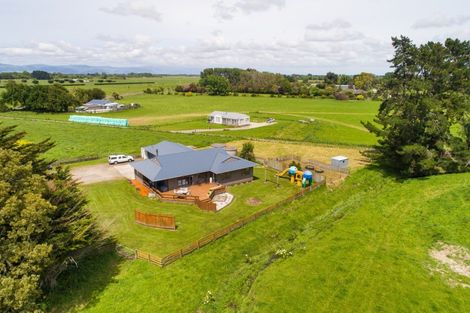 Photo of property in 10 Green Road, Awahuri, Palmerston North, 4479