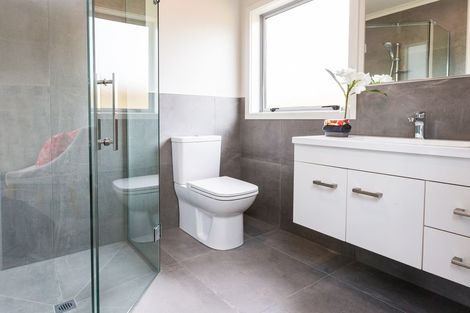 Photo of property in 41 Karina Terrace, Roslyn, Palmerston North, 4414