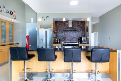 Photo of property in 26 Courtneys, West Harbour, Auckland, 0618