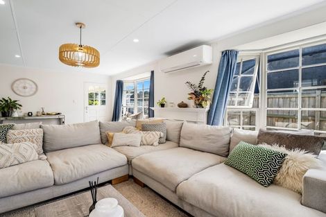 Photo of property in 40 Clifton Terrace, Fitzherbert, Palmerston North, 4410