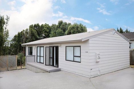 Photo of property in 242a East Coast Road, Forrest Hill, Auckland, 0620
