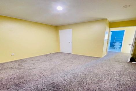 Photo of property in 1/53 Maplesden Drive, Clendon Park, Auckland, 2103