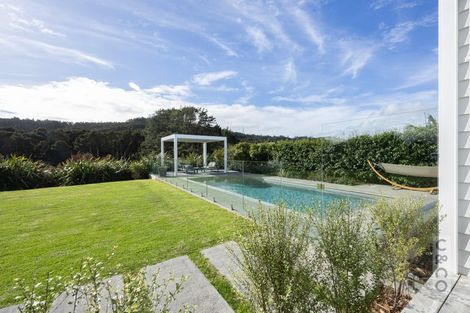 Photo of property in 44 Fruitlands Road, Kumeu, 0810