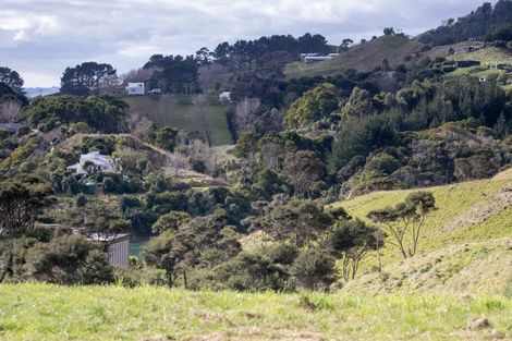 Photo of property in 9 Kapokapowai Street, Raglan, 3225