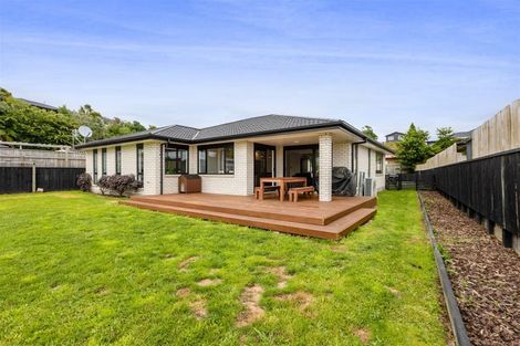 Photo of property in 15 Frederick Place, Whalers Gate, New Plymouth, 4310