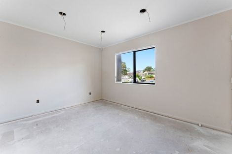 Photo of property in 18 Phoenix Place, Papatoetoe, Auckland, 2025