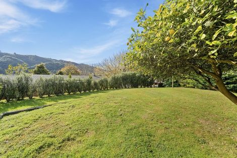 Photo of property in 130-132 Hine Road, Wainuiomata, Lower Hutt, 5014