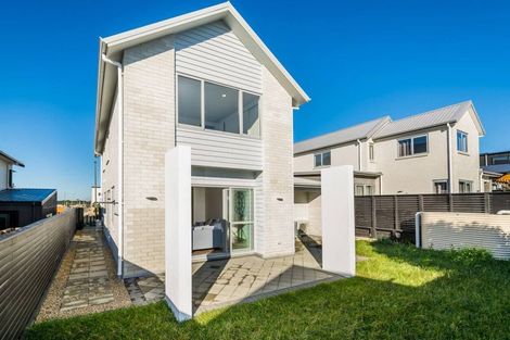Photo of property in 17 Tihema Lane, Westgate, Auckland, 0614