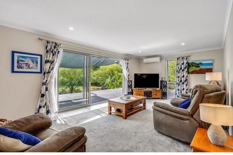 Photo of property in 752a Settlement Road, Hakaru, Wellsford, 0975