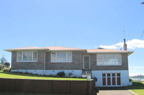 Photo of property in 10 Beaufort Avenue, Brookfield, Tauranga, 3110